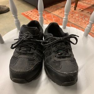 Women’s safety shoe